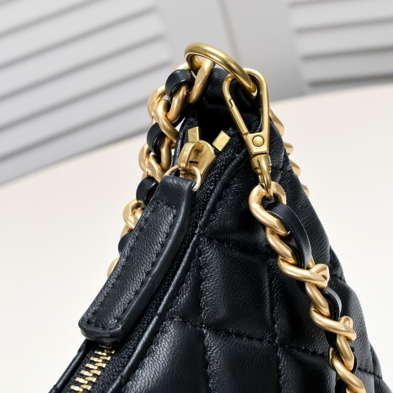 Ch**el hobo bags